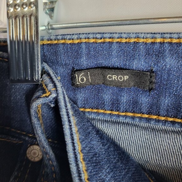 Talbots Flawless Five-Pocket Crop Jeans Women's 16 Medium Wash Stretch Comfort - Picture 6 of 10